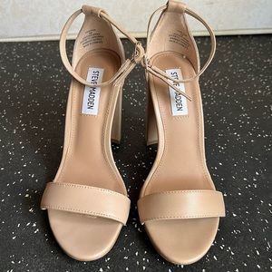 Steve Madden Blush Carrson leather heels